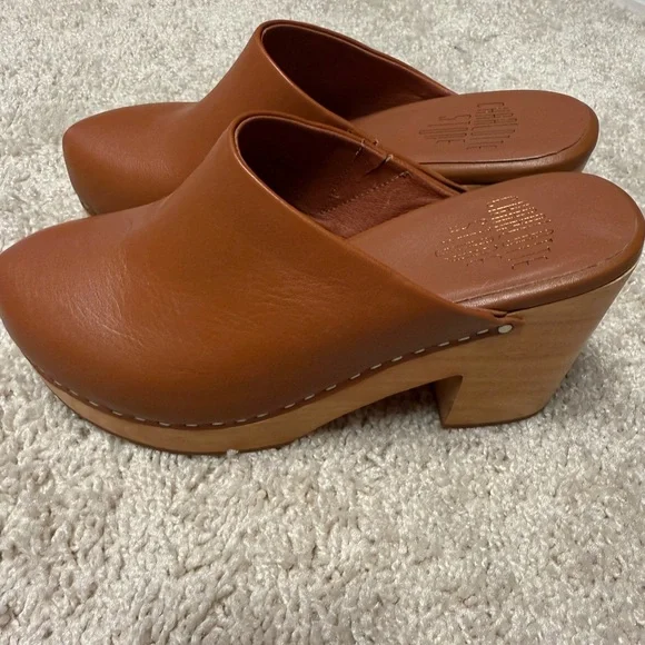 Charlotte Stone Brown Leather Mules - Picture 5 of 6